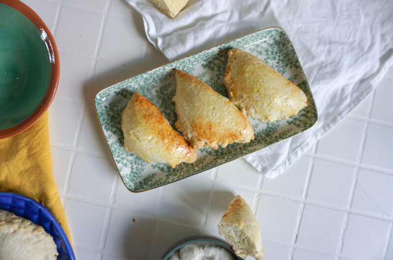 Bolivianische Empanadas mit Käse
